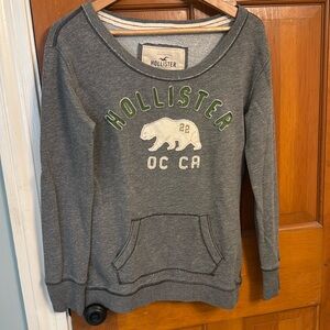 Hollister sweatshirt size medium